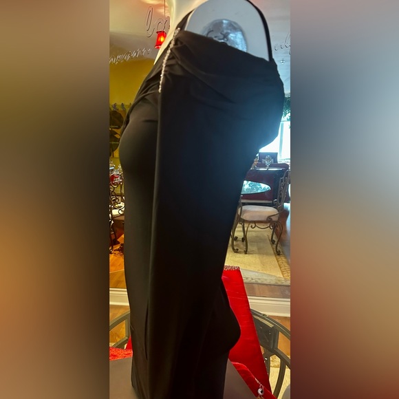 B&B COUTURE A SEXY BLACK COLD SHOULDER LONG SLEEVES TOP WITH SEQUINS- SIZE S - Picture 5 of 9